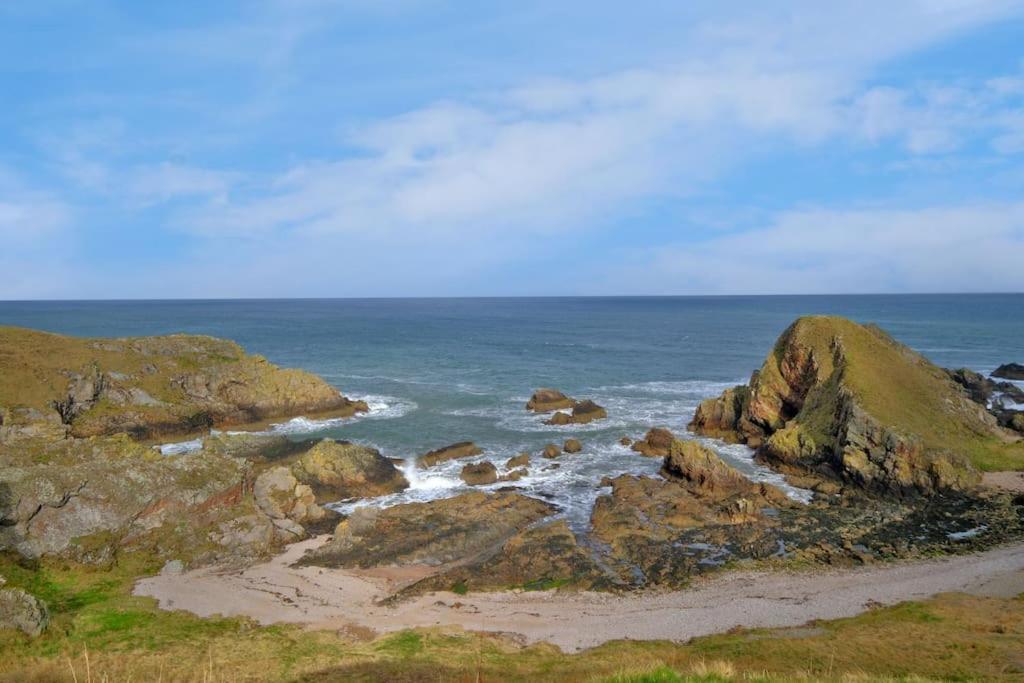 Cliff Top Cottage With Sea Views Portknockie Exterior foto